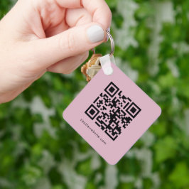 QR-Code für Social-Media-Unternehmen Mit Monogramm Schlüsselanhänger