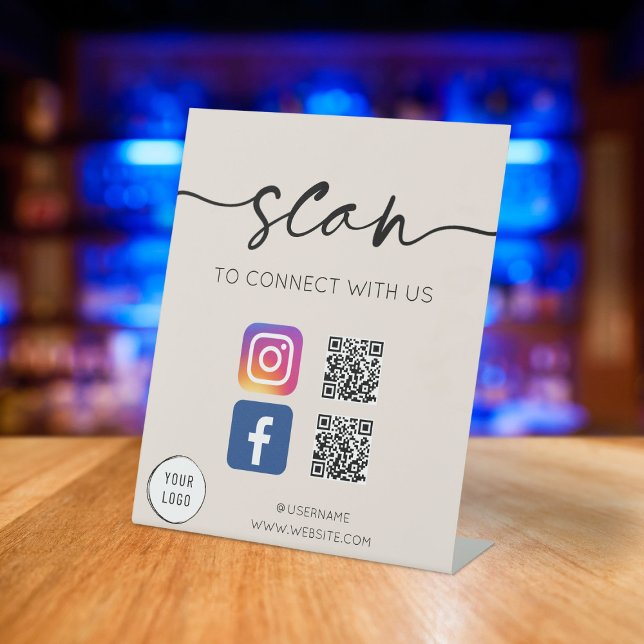 QR-Code für soziale Medien Sockelschild (Von Creator hochgeladen)