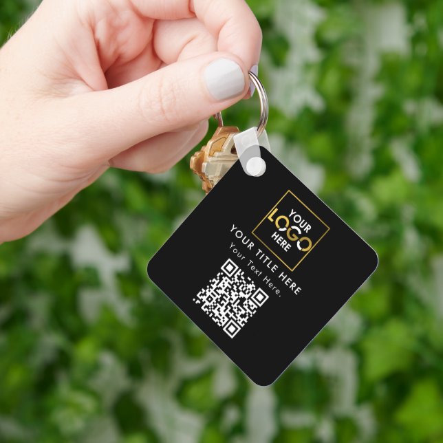 QR-Code für Unternehmen und Text Schlüsselanhänger (Hand)