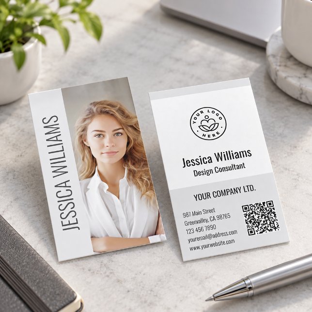 QR-Code Geschäftslogo Modern Professionell Grau Visitenkarte (Von Creator hochgeladen)
