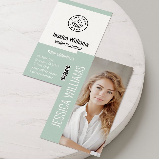 QR-Code Geschäftslogo Modern Professionell Grün Visitenkarte (Von Creator hochgeladen)