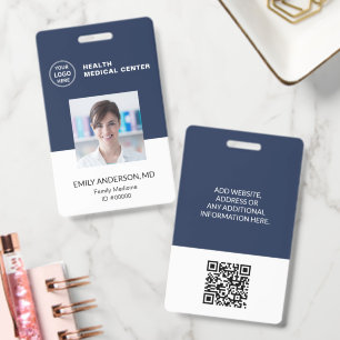 QR-Code-ID-Krankenhaus-Klinik-Arzt-Mitarbeiter-Aus Ausweis