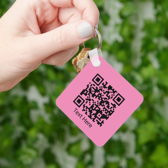 QR-Code Minimal einfach Girly Blush Pink mit Text Schlüsselanhänger (Hand)