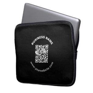 QR-Code mit Firmenname Fett Kreistext Laptopschutzhülle