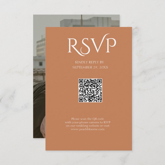 QR Code Modern Minimalistic Soft Copper Wedding RSVP Karte (Vorne/Hinten)