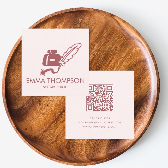 QR-Code | Moderne minimale Rosa Notarie Quadratische Visitenkarte (Von Creator hochgeladen)