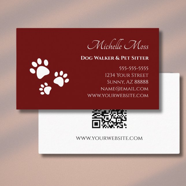 QR Code Pet Sitter Paw Prints Simple Red Visitenkarte (Von Creator hochgeladen)