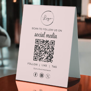 QR Code Pink Scan zu folgen uns im sozialen Netzwe Tischaufsteller