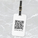 QR-Code-Prüfung bei minimalem Kontakt-Minimal, ein Gepäckanhänger<br><div class="desc">Ein einfaches, stylisches, individuelles QR Code Gepäckanhänger Design in einer modernen minimalistischen Typografie auf einem einfachen weißen Hintergrund. Der QR-Code und der Name können leicht personalisiert sein, um ein Design so einzigartig wie Sie sind zu machen! Das perfekte Geschenk oder Accessoire, um sicherzustellen, dass Ihr Gepäck sicher zurückgegeben wird, wenn...</div>