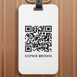 QR-Code-Prüfung bei minimalem Kontakt-Minimal, ein Gepäckanhänger<br><div class="desc">Ein einfaches, stylisches, individuelles QR Code Gepäckanhänger Design in einer modernen minimalistischen Typografie auf einem einfachen weißen Hintergrund. Der QR-Code und der Name können leicht personalisiert sein, um ein Design so einzigartig wie Sie sind zu machen! Das perfekte Geschenk oder Accessoire, um sicherzustellen, dass Ihr Gepäck sicher zurückgegeben wird, wenn...</div>