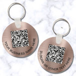 QR Code Rose Gold Schlüsselanhänger<br><div class="desc">Moderner und einfacher Schlüsselanhänger für Ihr Unternehmen oder Ihre Organisation mit einer gebürsteten Rose Gold Imitate metallische Hintergrund. Fügen Sie Ihren QR-Code oder Ihr Logo und zwei Zeilen individualisierten Text, wie z.B. Ihr Firmenname, Slogan, danke, etc. hinzu.</div>