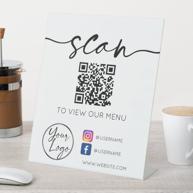 QR Code Social Media White Sockelschild (In Situ)