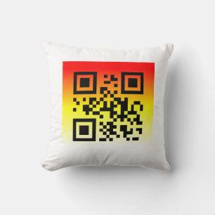 QR Code® Sprichwort: SIE WERDEN EINGELADEN Kissen