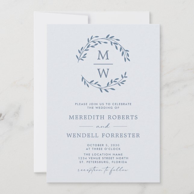 QR Code UAWG Dusty Blue Monogram Wreath Wedding in Einladung (Vorderseite)