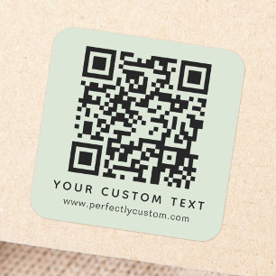 QR-Code und benutzerdefinierter Text leuchten grün Quadratischer Aufkleber