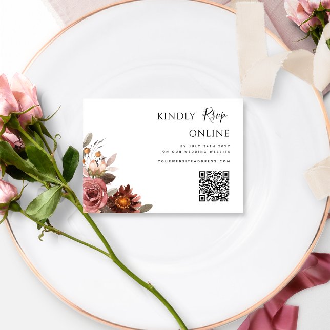 QR Code Wedding RSVP Online Burgundy Blush Bloral Begleitkarte (Von Creator hochgeladen)