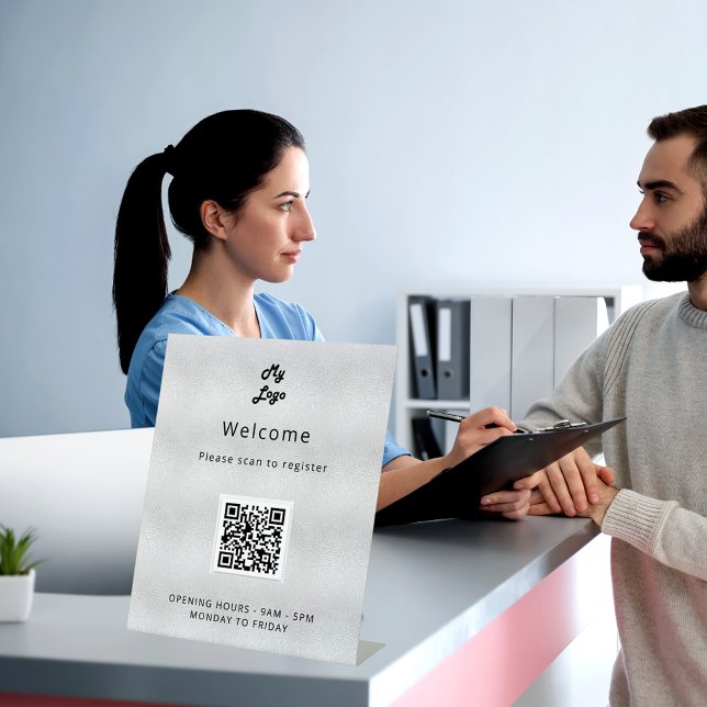 QR-Kundenregistrierung Silberwillkommen Sockelschild (Von Creator hochgeladen)