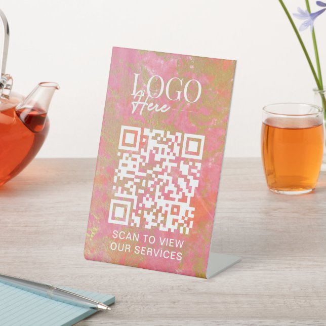 QR-Logos für Unternehmen Moderner Rosa Marmorsalon Sockelschild (In SItu)