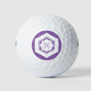 Quadratische Blume mit Schwertern in Schildpatt Golfball
