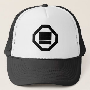 Quadratische Kanji-Zeichen für drei in Oshiki Truckerkappe