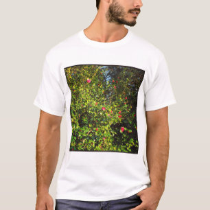 Quadratisches Foto - Magnolienbusch 02 T-Shirt