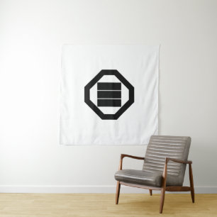 Quadratisches Kanji für drei in Oshiki Wandteppich