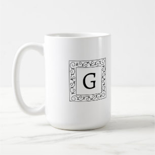 Quadratisches Monogramm mit wirbelnden Reben Kaffeetasse