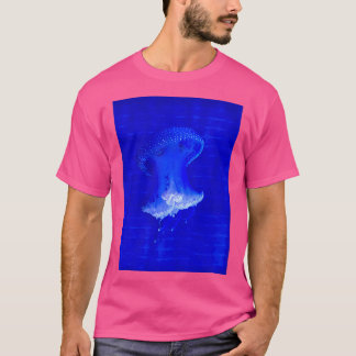 Quallen im Aquarium T-Shirt