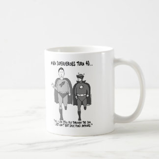 Quand les super héros tournent la tasse de 40