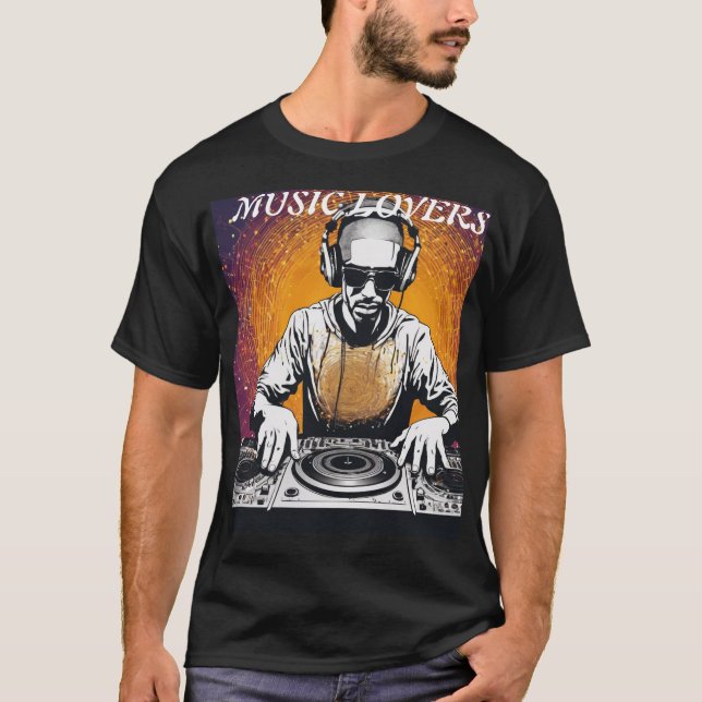 : 🎧 Quantum DJ: Master of Superposition Beats 🌌 T-Shirt (Vorderseite)