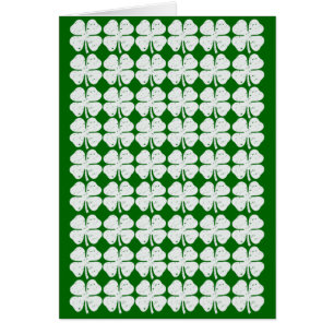 quatre trèfles à feuilles.