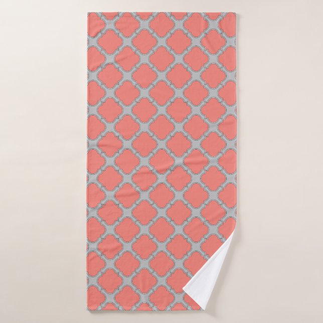 Quatrefoil corail et gris (Serviette de bain)