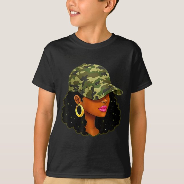 Queen Black Woman With Camo Cap Locs African Ameri T-Shirt (Vorderseite)
