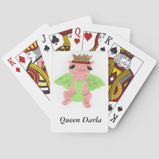 Queen Darla spielt Karten von JML Spielkarten