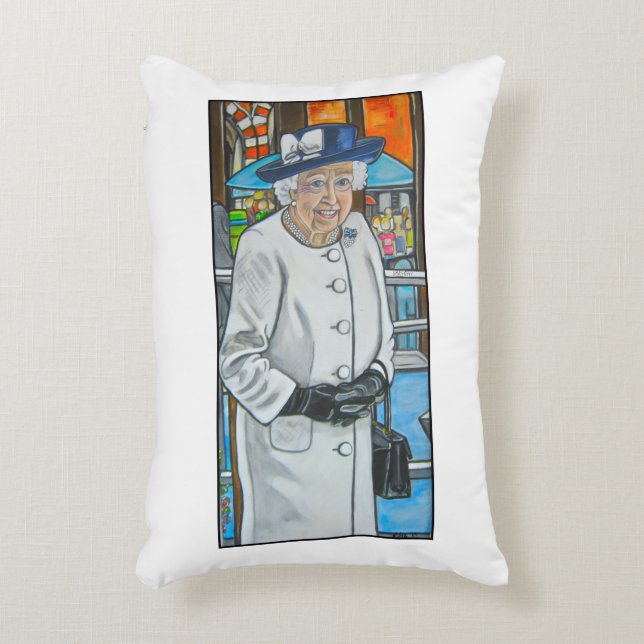 Queen Elizabeth At Paddington Station Dekokissen (Vorderseite(Vertikal))