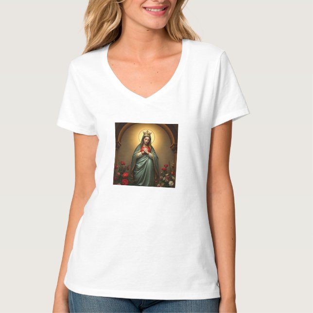 Queen of Heaven Catholic Women's V-Neck Tee (Vorderseite)