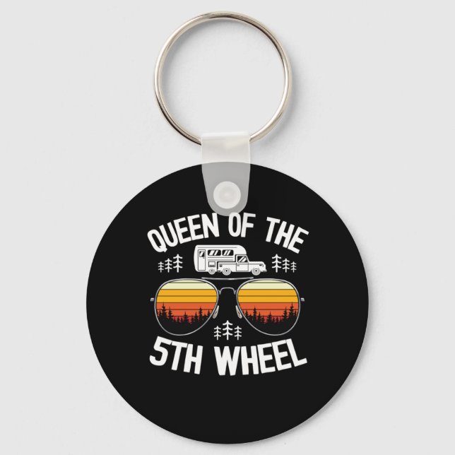 Queen of the 5th Wheel Funny Camping Schlüsselanhänger (Vorderseite)
