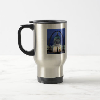 Quelqu'un à St Louis m'aime tasse de voyage