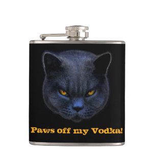 Querkatze sagt Tatzen weg von meinem Wodka! Flachmann