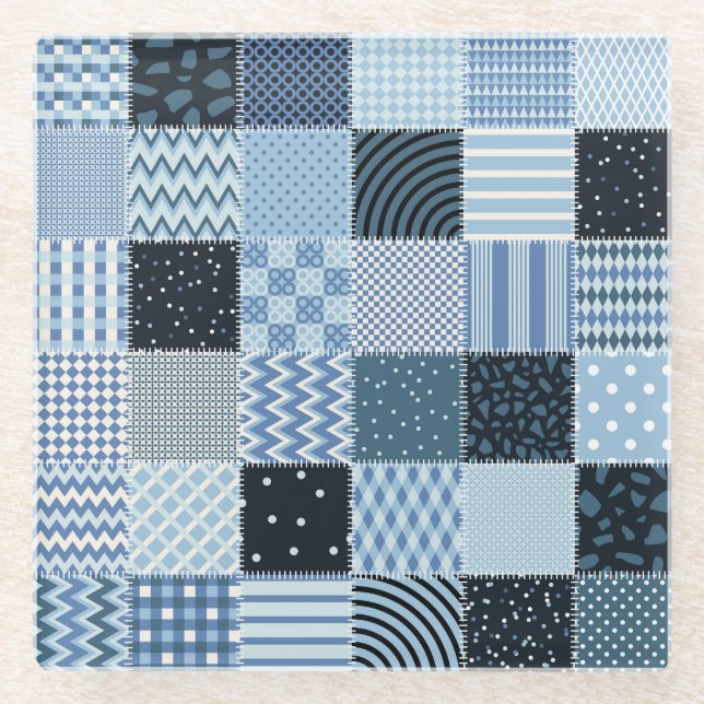 Quilt-Design, geometrisches Patchwork, Blautöne. Glasuntersetzer (Vorderseite)