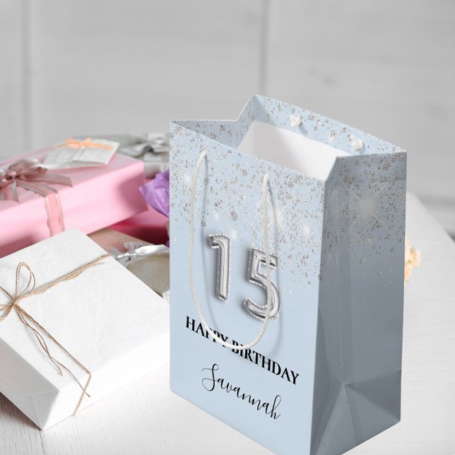 Quinceanera Baby Blue silber Glitzer Name Mittlere Geschenktüte (Von Creator hochgeladen)
