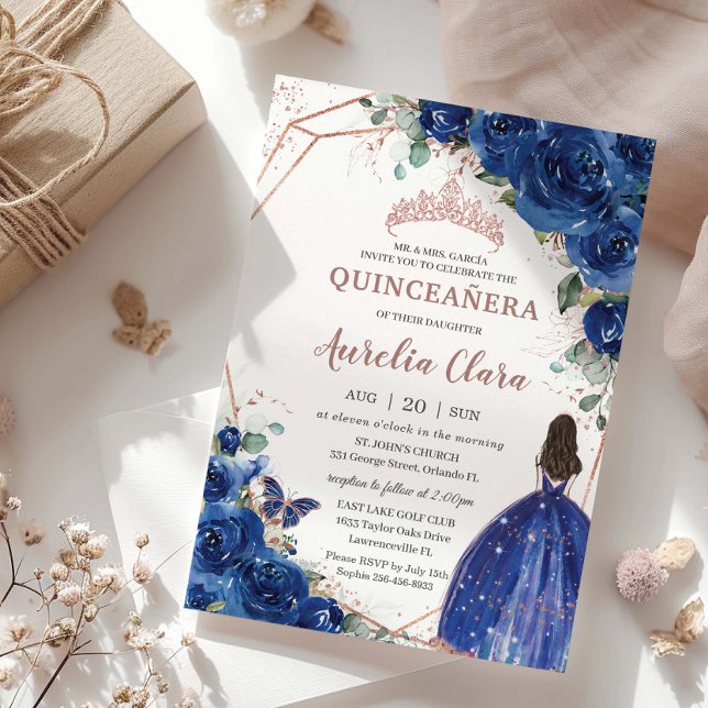 Quinceañera Birthday Royal Blue Floral Princess Einladung (Von Creator hochgeladen)