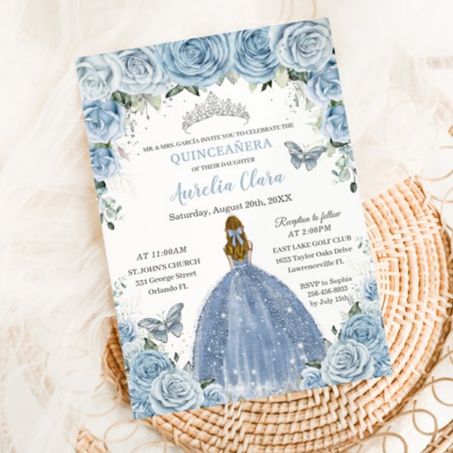 Quinceanera Blue Floral Silver Butterfells Blonde Einladung (Von Creator hochgeladen)