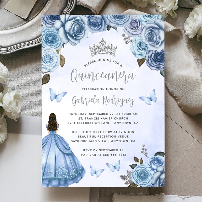 Quinceañera Blue Silver Floral Watercolor Einladung (Von Creator hochgeladen)