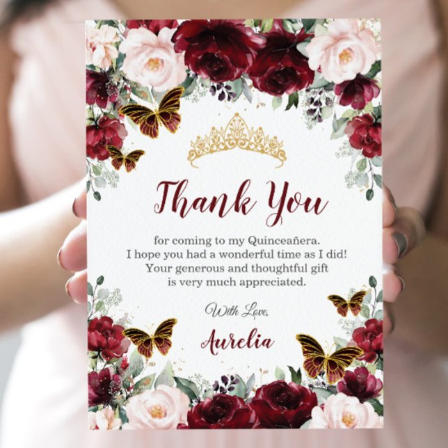 Quinceañera Burgundy Blush Floral Butterfliegen Dankeskarte (Von Creator hochgeladen)