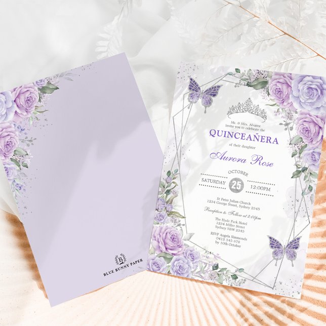 Quinceañera Butterfly Lila Lilac Silver Floral Einladung (Von Creator hochgeladen)