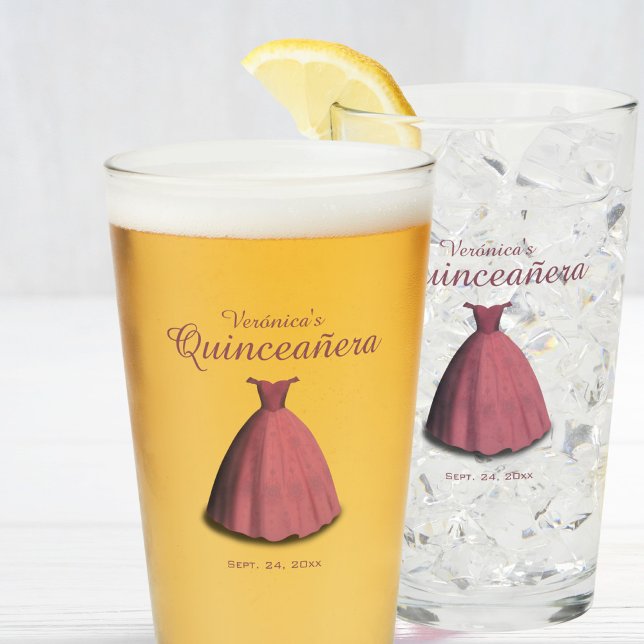 Quinceañera feiern rotes Kleid Party Bier Glas (Von Creator hochgeladen)