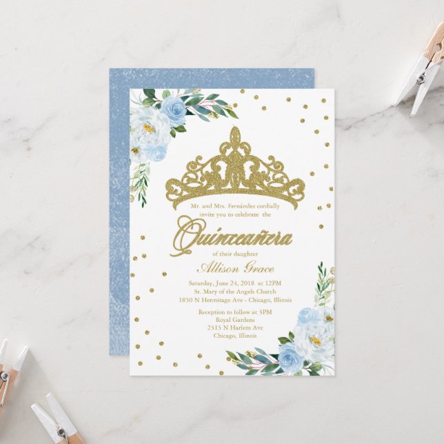 Quinceanera Invitation Gold Tiara Baby Blue Floral (Devant/Arrière en situation)
