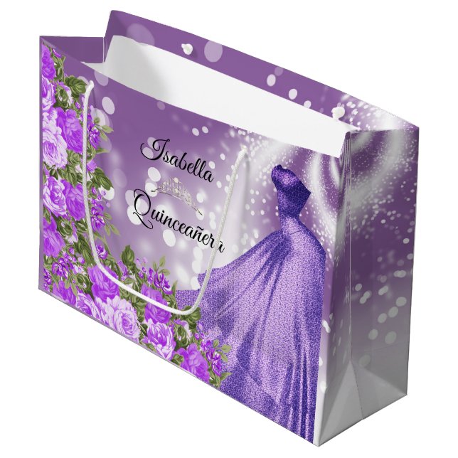 Quinceañera Lila Gourmet und Blume Große Geschenktüte (Vorderseite Schrägansicht)