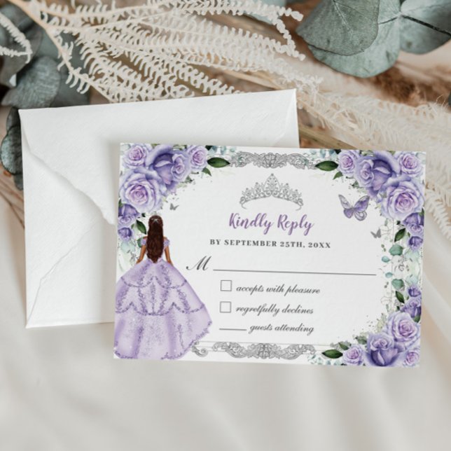 Quinceañera Lila Lavender Floral Princess Dress RSVP Karte (Von Creator hochgeladen)